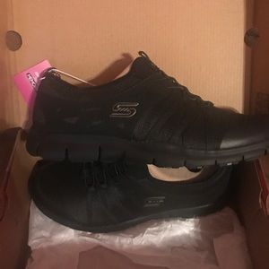 Skechers Flex memory foam